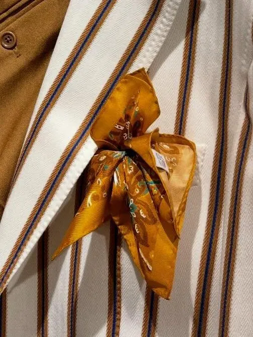 Printed mustard foulard